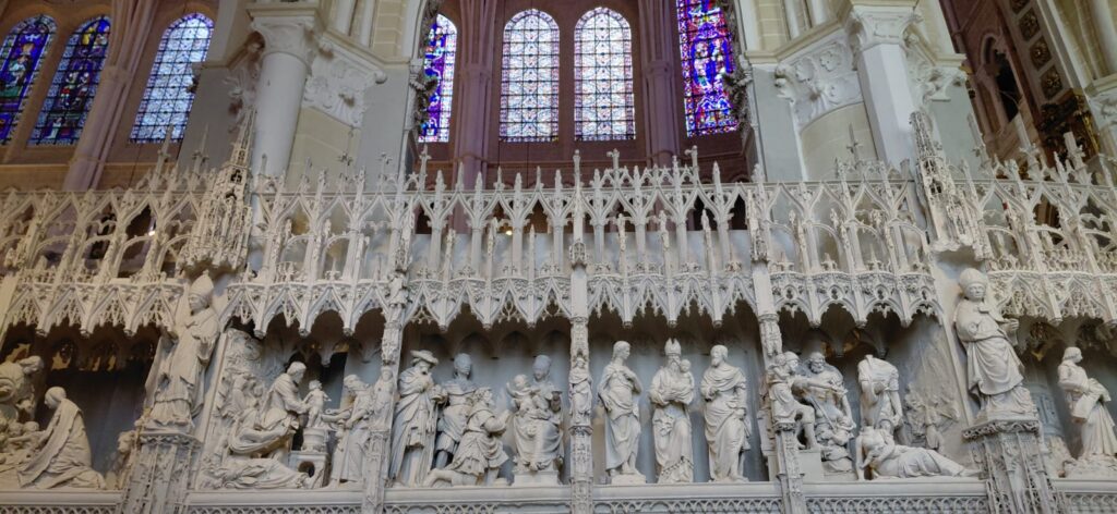 Chartres (15) Chartres (15)
