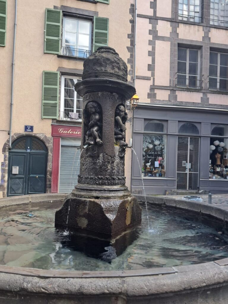 Clermont Ferrand 6